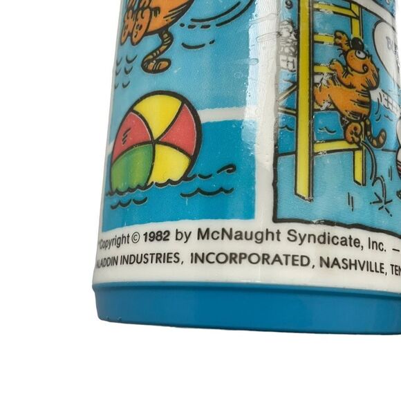 Vintage Heathcliff Plastic Thermos - Picture 8 of 10